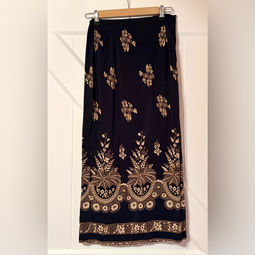 L’Amadei Black & Tan Floral Midi Skirt Size 6